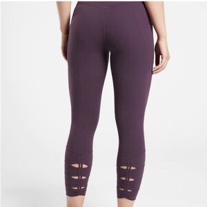 ‼️SALE‼️ Athleta Salutation 7/8 Leggings